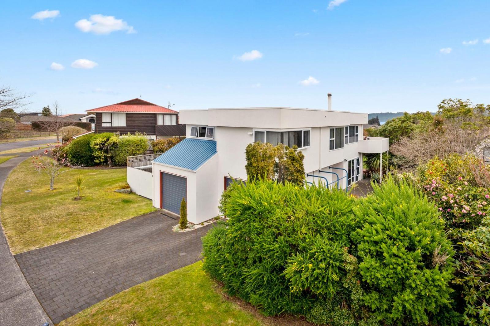 The White House - Taupo Holiday Home Exterior photo